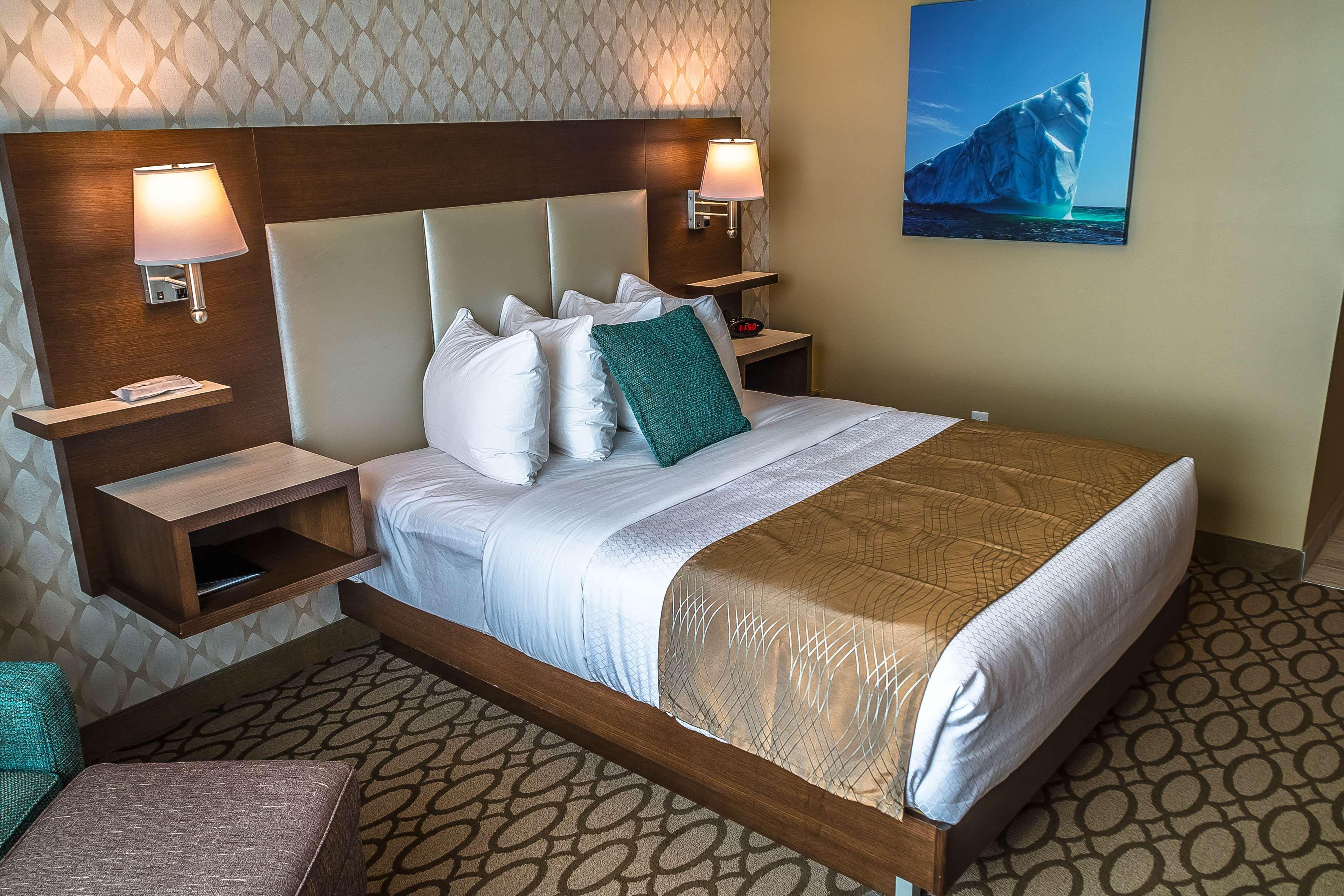 Best Western Plus St. John'S Airport Hotel And Suites Eksteriør billede