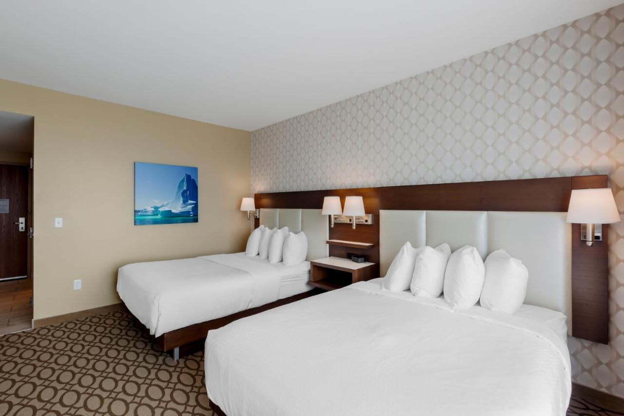 Best Western Plus St. John'S Airport Hotel And Suites Eksteriør billede