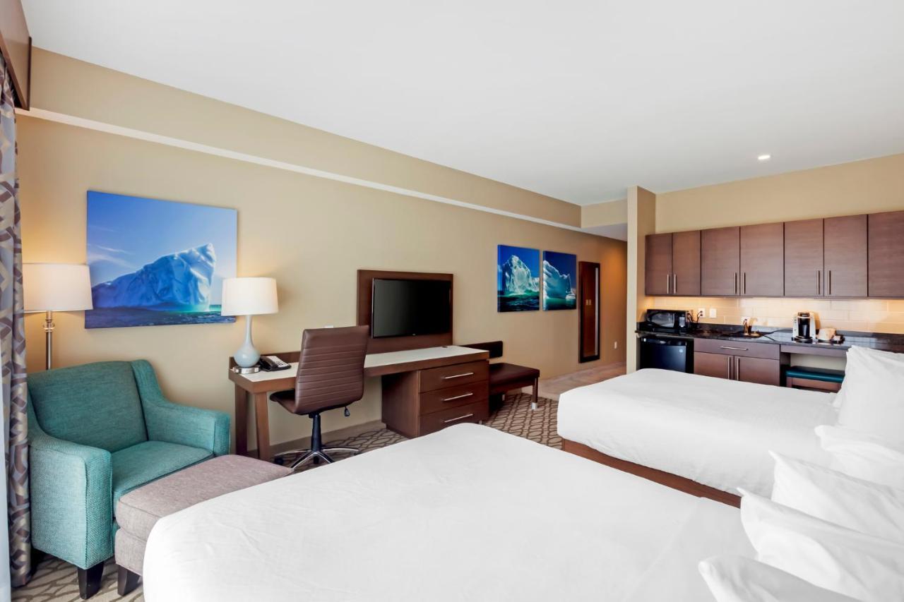 Best Western Plus St. John'S Airport Hotel And Suites Eksteriør billede