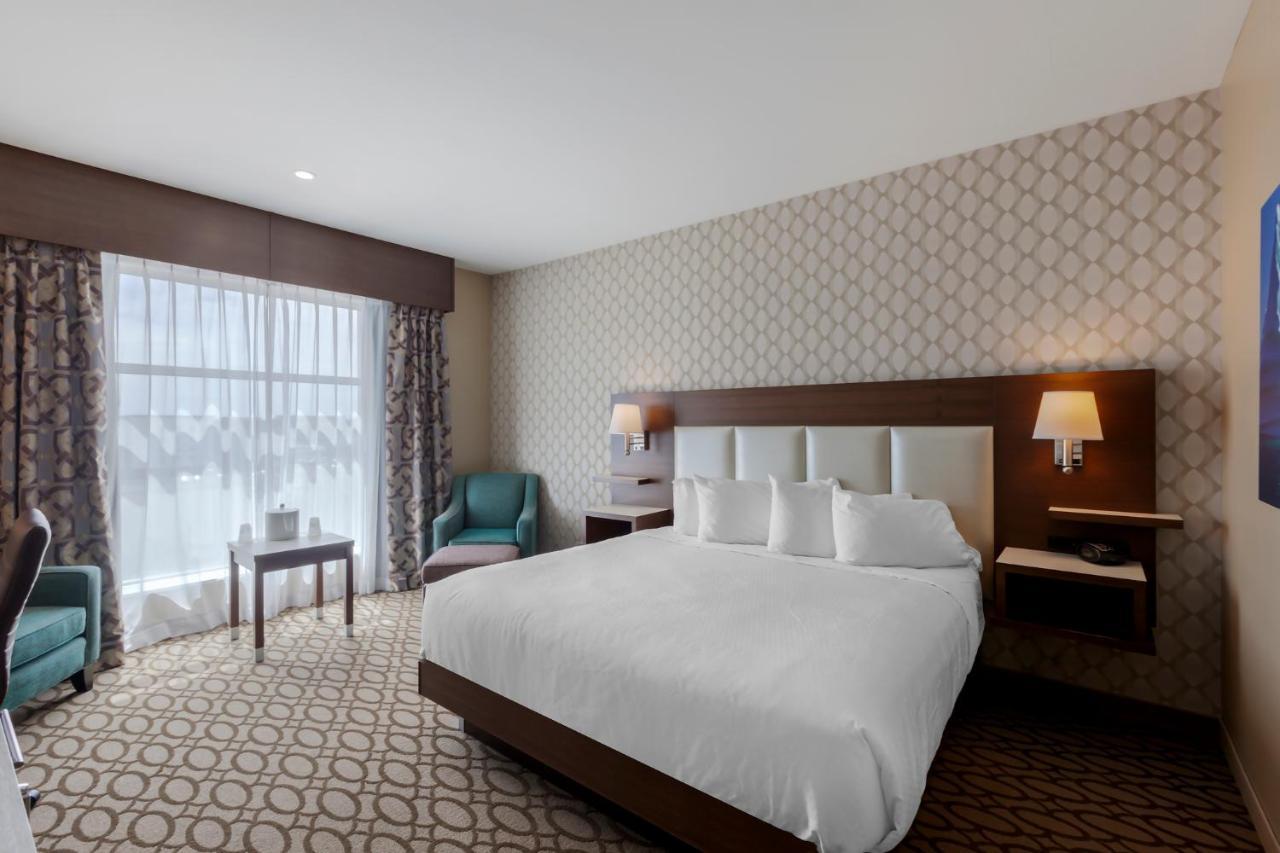 Best Western Plus St. John'S Airport Hotel And Suites Eksteriør billede